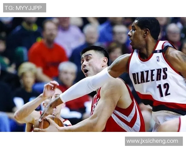 巅峰姚明与勇士的对决历史回顾与传奇时刻的精彩重温